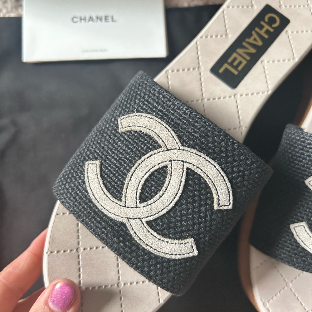 CHANEL Canvas platform mule. EU 39. (8-8.5) - Picture 6 of 14